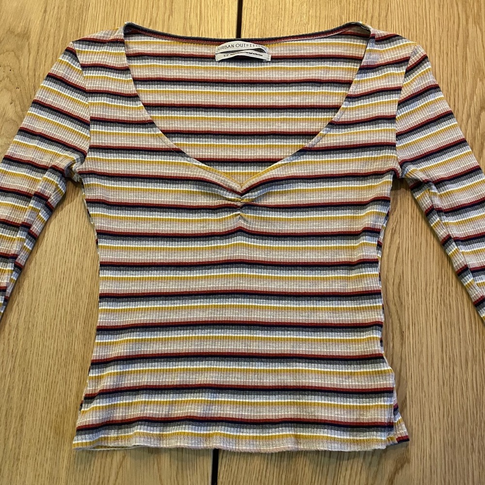 Urban Outfitters Kylie Cropped V-neck top Women's Small petite Stripe Retro